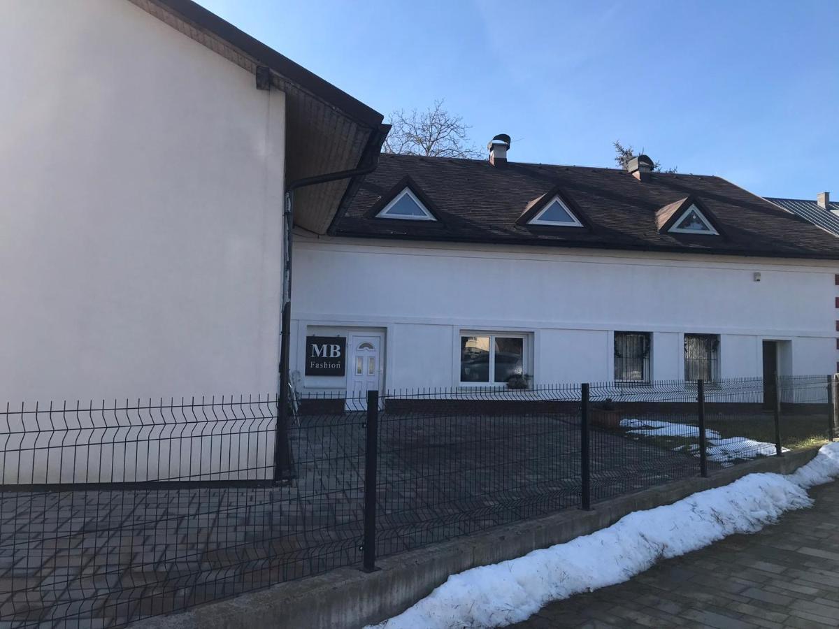 Aparmanovy Byt V Centre Banskej Bystrice & Free Parking Банска-Бистрица Экстерьер фото